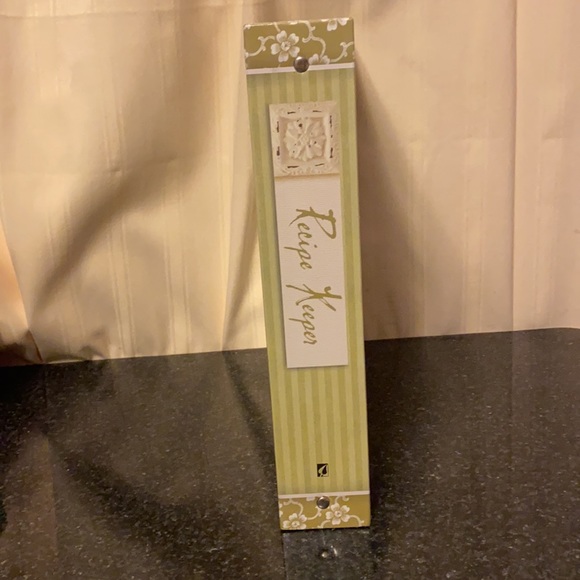 Deluxe Recipe Binder - Picture 2 of 12